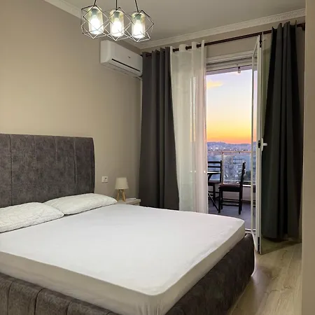 Spacious 2br Walk In Closet Stunning Sunset Views Durrës